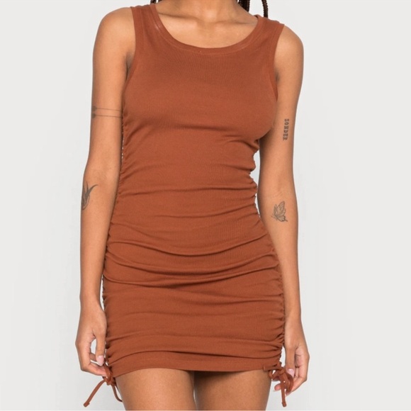 Good American Burnt Orange Side Cinched Casual Mini Dress - Picture 1 of 5